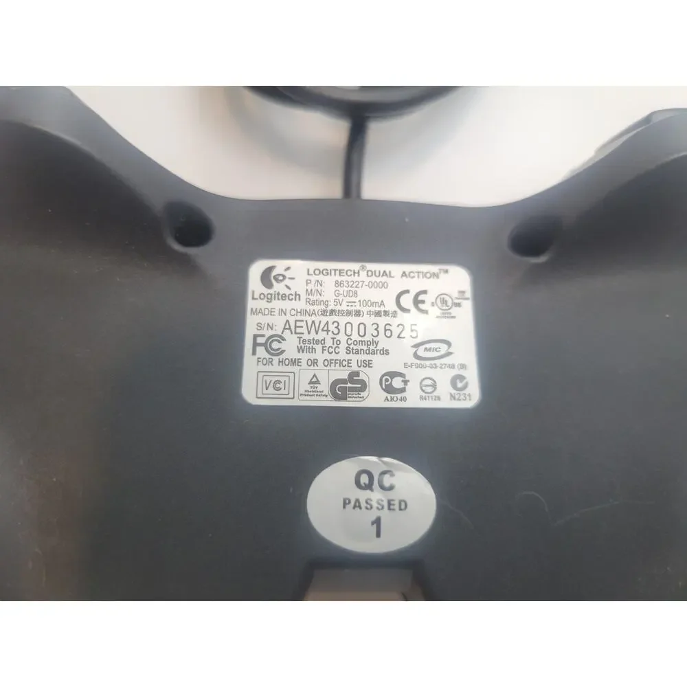 Logitech Game Controller G-UD8 Dual Action Wired USB Blue Tested